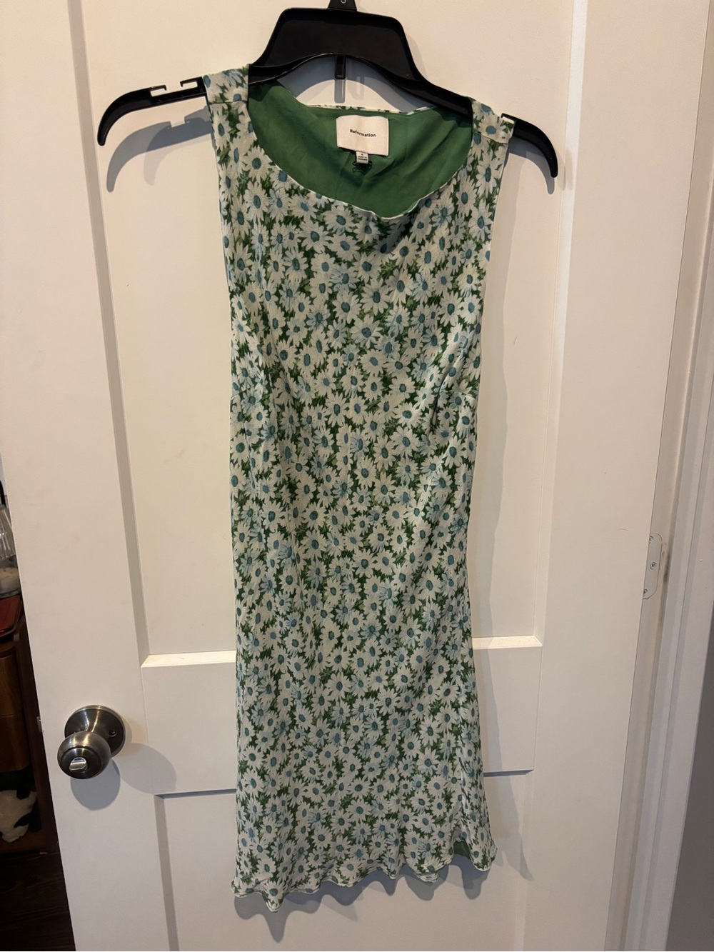 NEVER WORN Reformation Green Daisy Dale Dress. FREE SHIPPING!